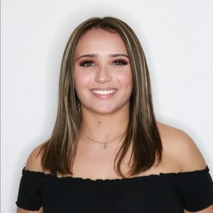 Meet your Posher, Elisa